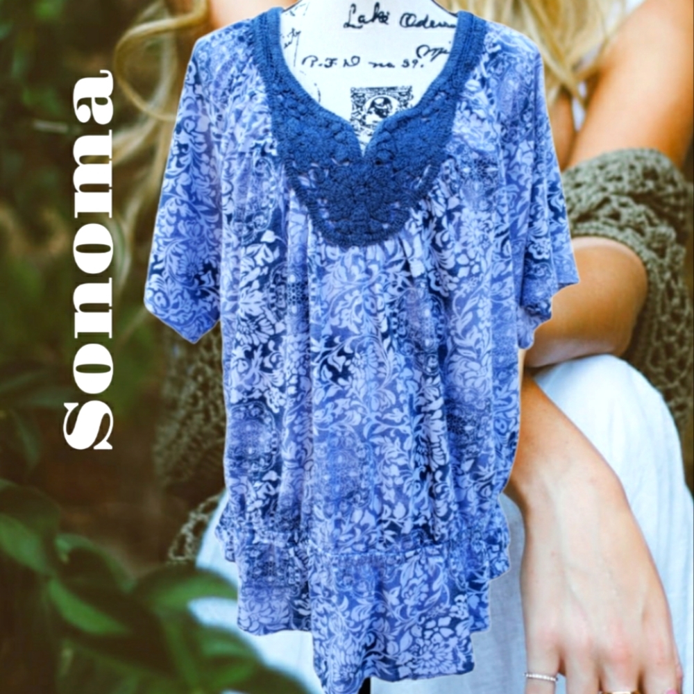 Sonoma Blue Floral knit V-Neck Top